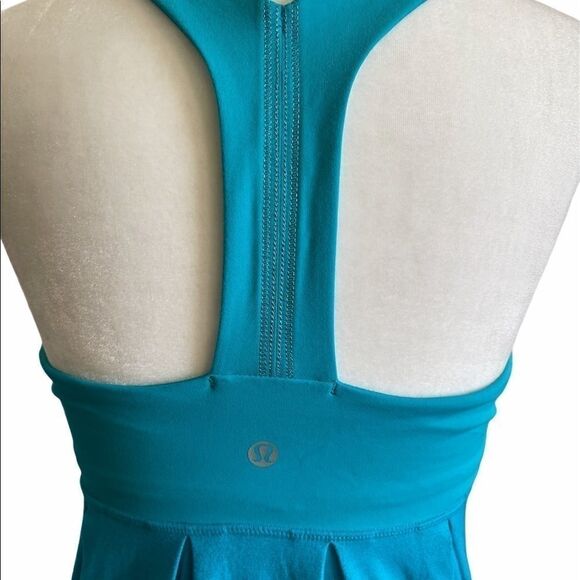 Lululemon teal racer back tank top size 6 - Picture 5 of 7